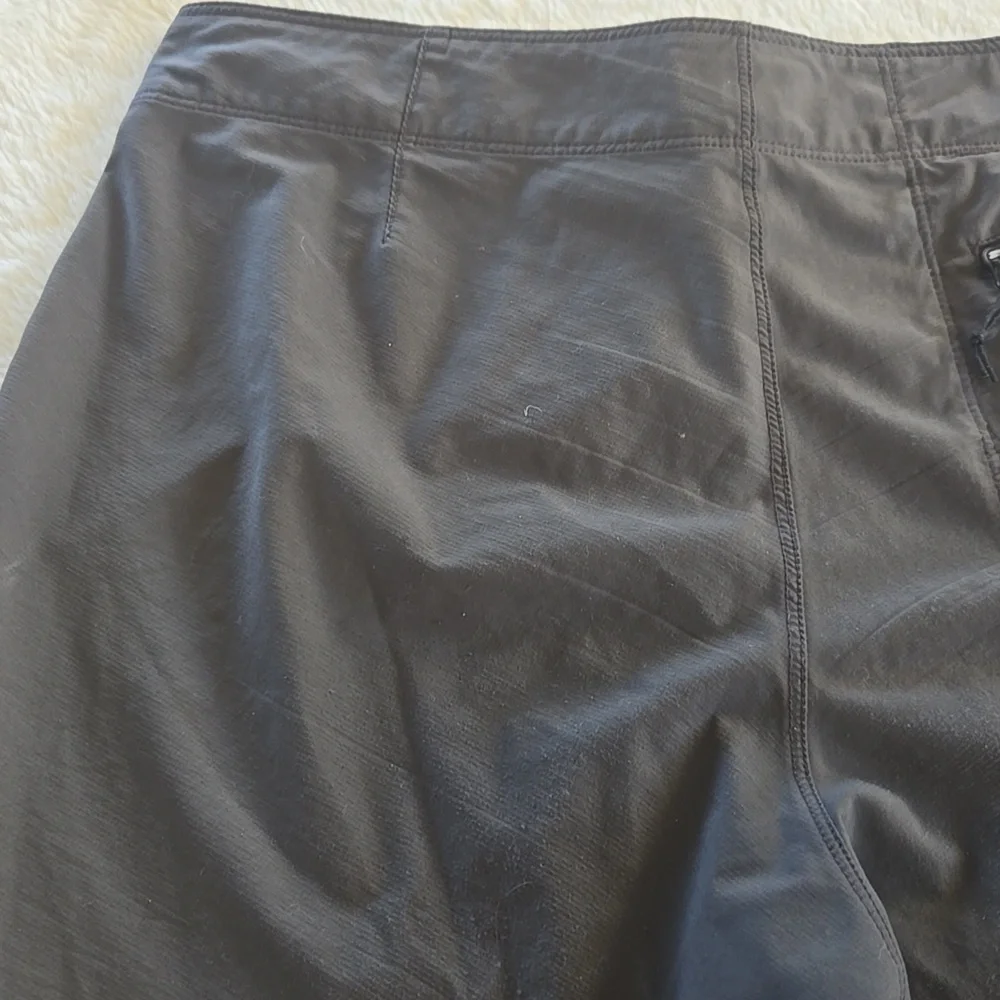 Patagonia Men's Shorts - Picture 3 of 13